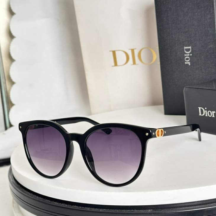 Picture of Dior Sunglasses _SKUfw76014766fw